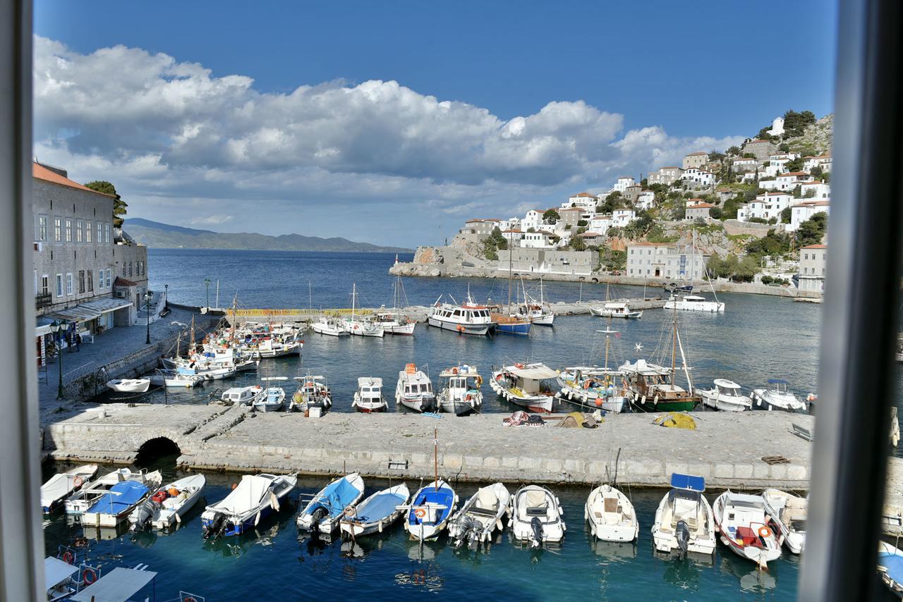 Douskos Port House Hotel Hydra  Exterior photo